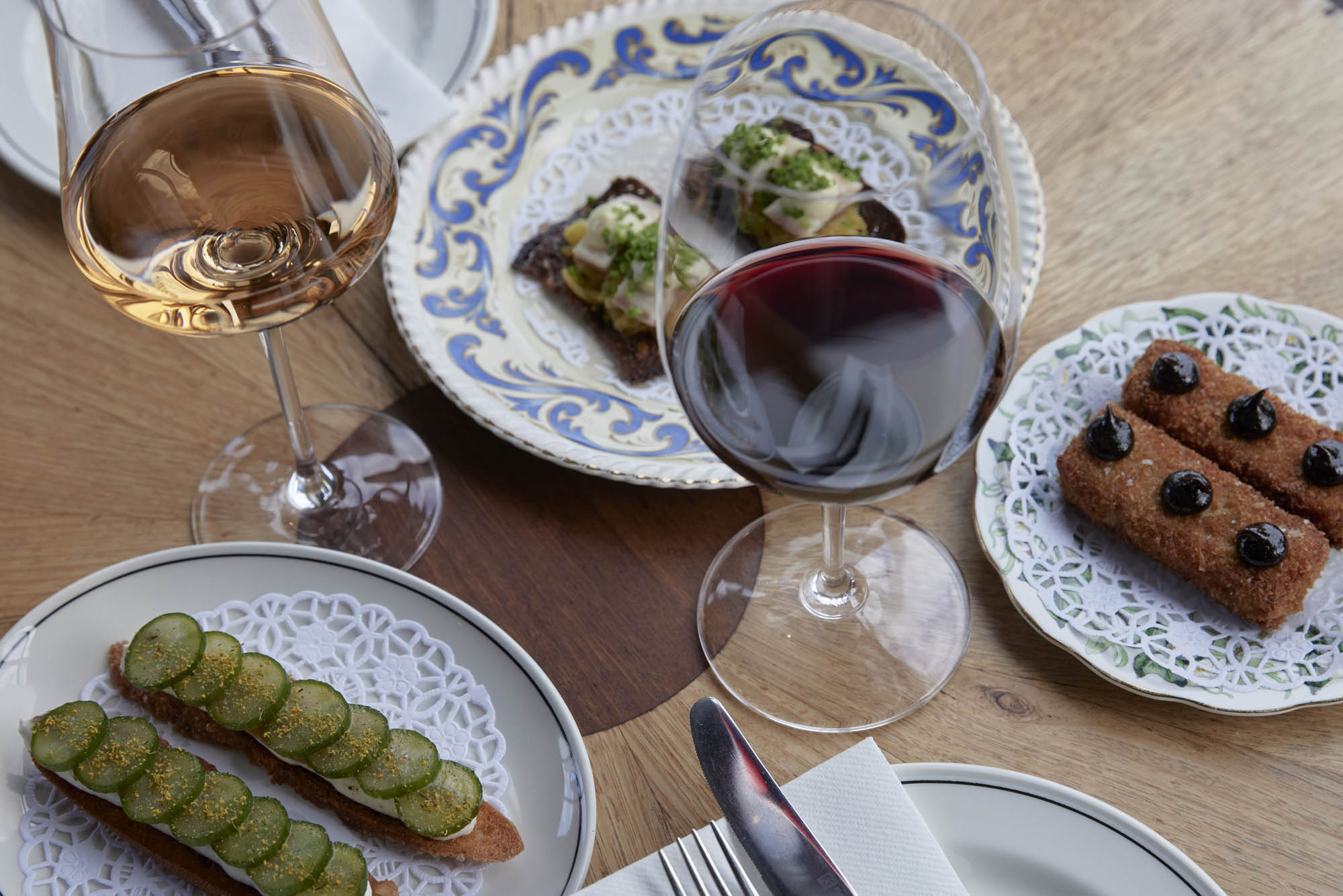 Reservations Carlton Wine Room